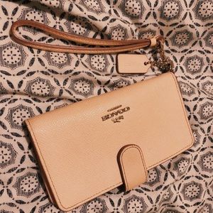 Coach wallet/wristlet